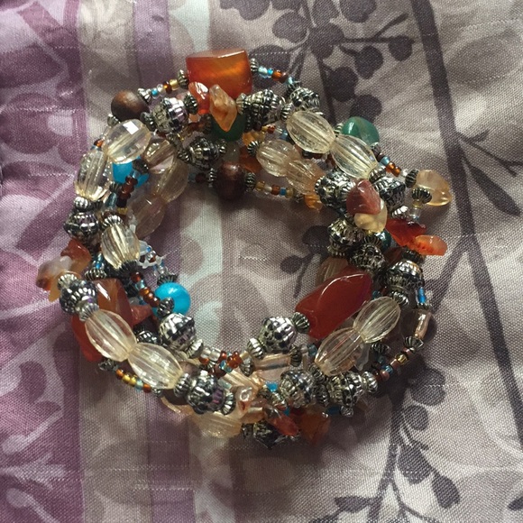 Bracelet - Picture 1 of 2